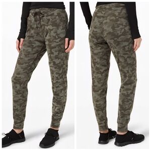 Lululemon Ready to Rulu Jogger 29" - Size 4